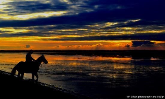 Jon Clifton - The sunset rider