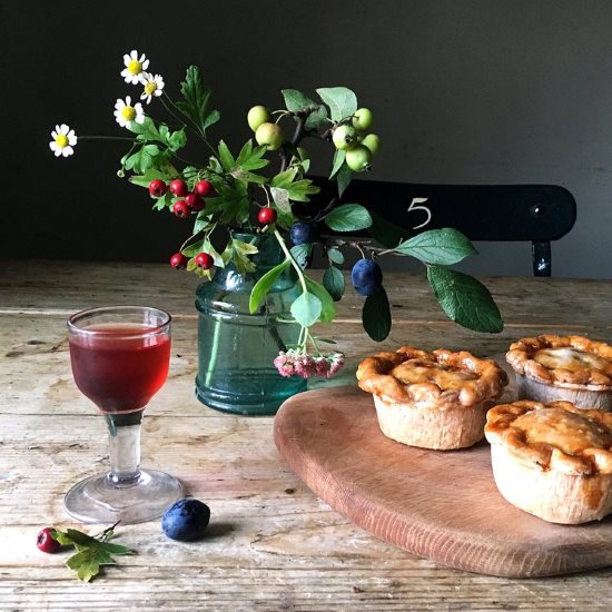 Pork Pies and drink