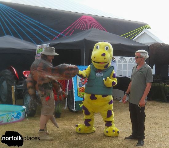 Dinosaurs meet at Norfolk Show