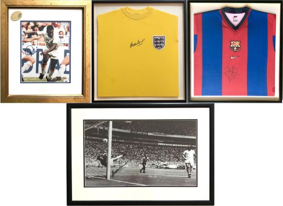 Football signed items Pele Gordon Banks and Lkuivert